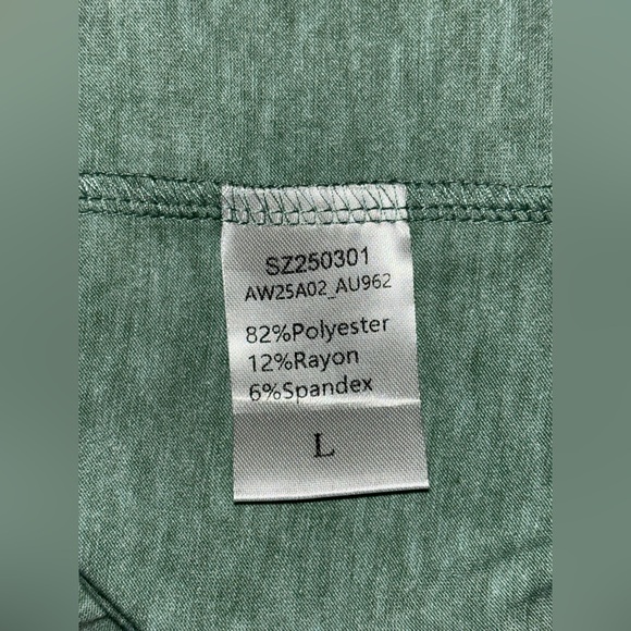 Automet Green Women's Pleated Crew Neck Short Sleeve T-Shirt with Lace Detail - Picture 9 of 9